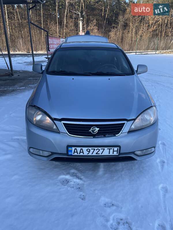 Легковые Ravon Gentra