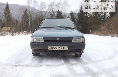 Renault 11  1988