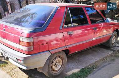 Renault 11  1987