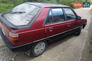Renault 11  1989