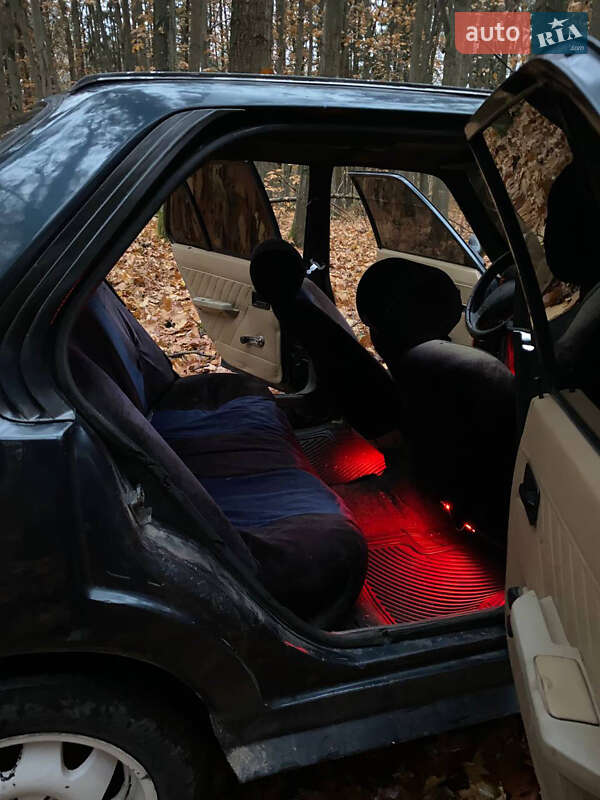 Седан Renault 18 1986 в Житомире