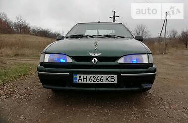 Renault 19  1998