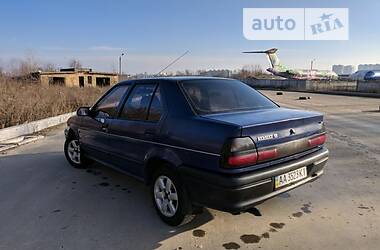 Renault 19  1995