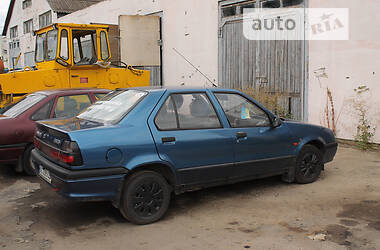 Renault 19  1998