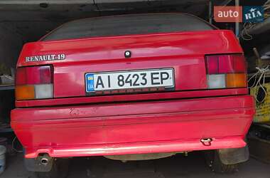 Renault 19  1989