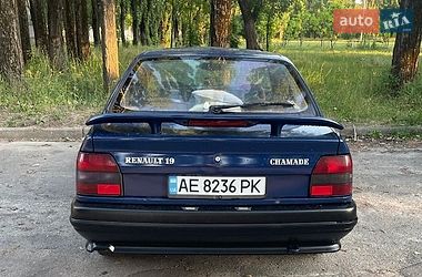 Седан Renault 19 1991 в Андрушівці фото 4 Седан Renault 19 1991 в Андрушівці