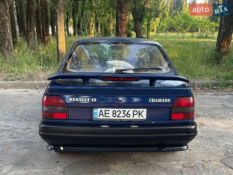 Седан Renault 19 1991 в Андрушівці фото 4 Седан Renault 19 1991 в Андрушівці