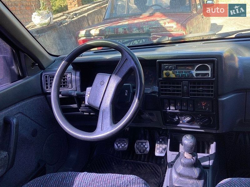 Седан Renault 19 1991 в Хмельницькому фото 2 Седан Renault 19 1991 в Хмельницькому