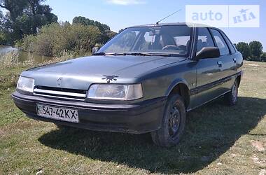 Renault 21  1989