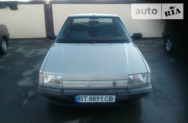 Renault 21  1986