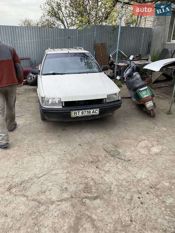 Универсал Renault 21 1987 в Веселинове фото Универсал Renault 21 1987 в Веселинове