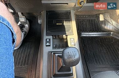 Седан Renault 21 1989 в Одессе