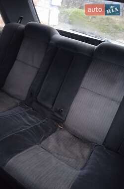 Renault 25  1990