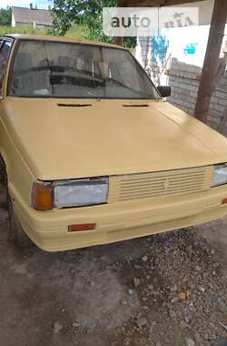 Renault 9  1983
