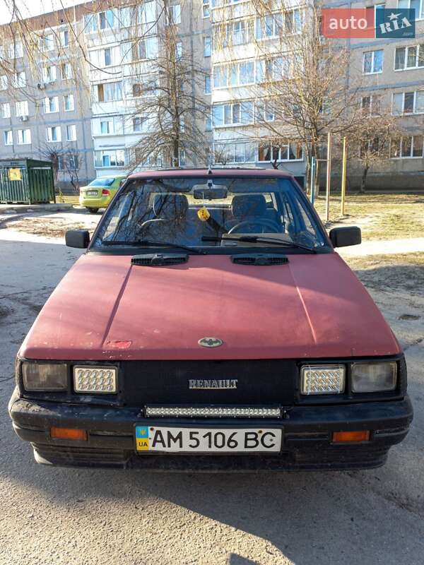 Renault 9