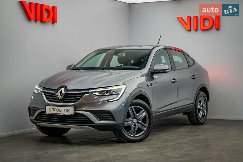 Позашляховик / Кросовер Renault Arkana