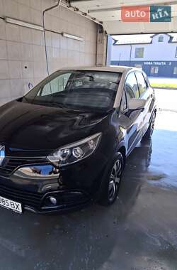 Внедорожник / Кроссовер Renault Captur 2016 в Ивано-Франковске
