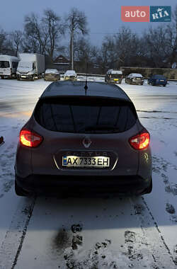 Renault Captur  2013