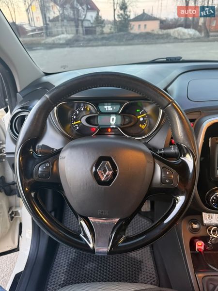 Позашляховик / Кросовер Renault Captur 2014 в Сумах
