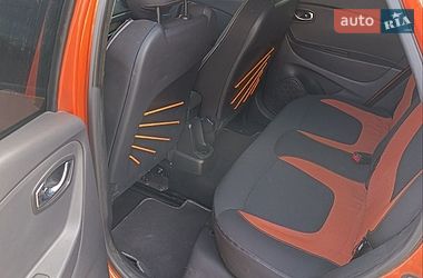 Позашляховик / Кросовер Renault Captur 2014 в Помічній