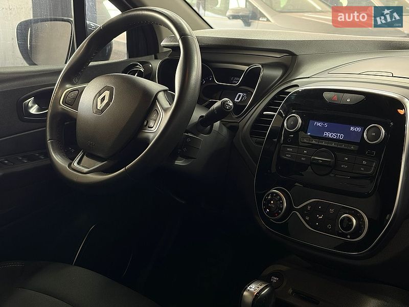 Внедорожник / Кроссовер Renault Captur 2019 в Одессе