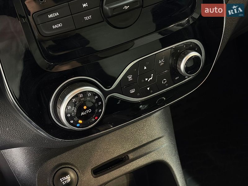 Внедорожник / Кроссовер Renault Captur 2019 в Одессе