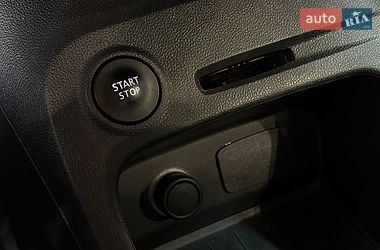 Внедорожник / Кроссовер Renault Captur 2019 в Одессе