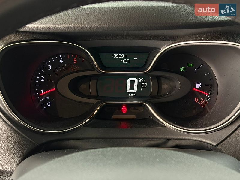Внедорожник / Кроссовер Renault Captur 2019 в Одессе