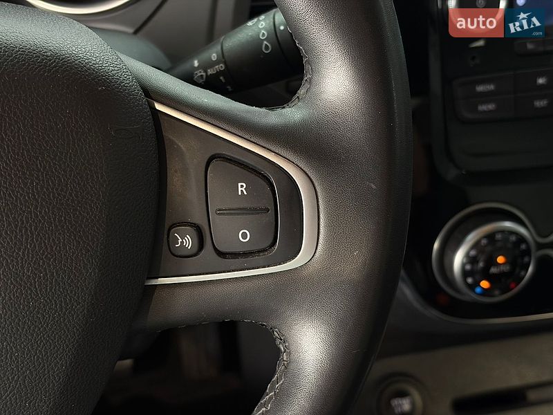 Внедорожник / Кроссовер Renault Captur 2019 в Одессе