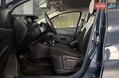 Внедорожник / Кроссовер Renault Captur 2019 в Одессе