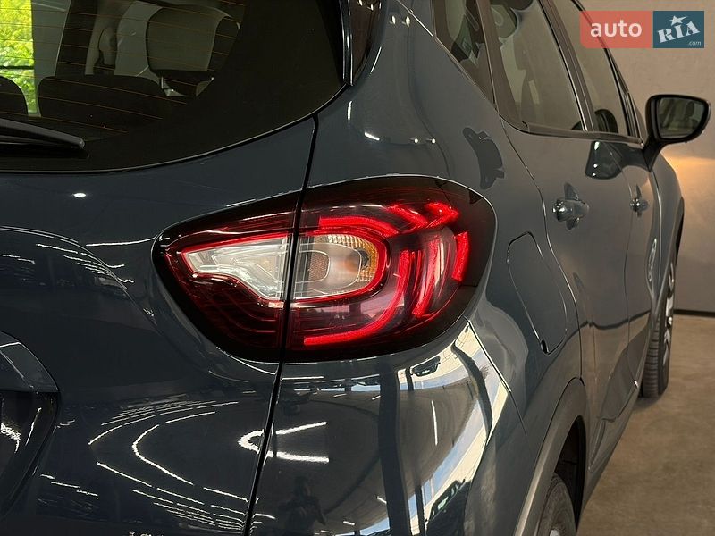 Внедорожник / Кроссовер Renault Captur 2019 в Одессе