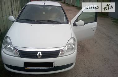 Renault Clio Symbol  2011