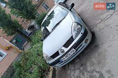 Renault Clio Symbol  2003