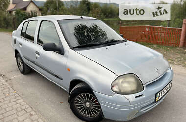 Renault Clio Symbol  2000