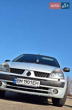 Renault Clio Symbol  2003