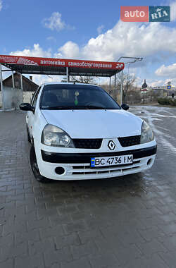 Renault Clio Symbol  2002