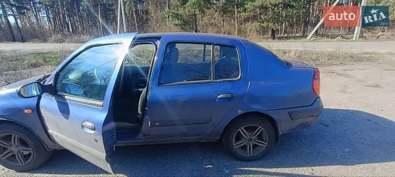 Renault Clio Symbol 2003