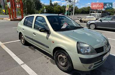 Renault Clio Symbol  2002