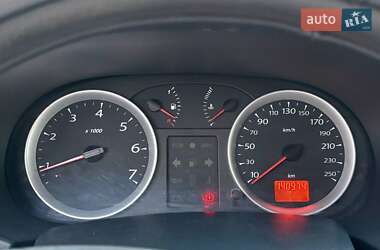 Renault Clio Symbol  2011
