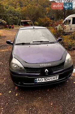 Renault Clio Symbol  2003