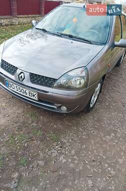 Renault Clio Symbol  2002