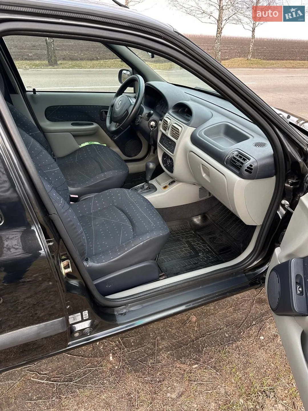 Renault Clio Symbol 2004 VIN VF1LB2BCA31132210 фото оголошення 7 з 10