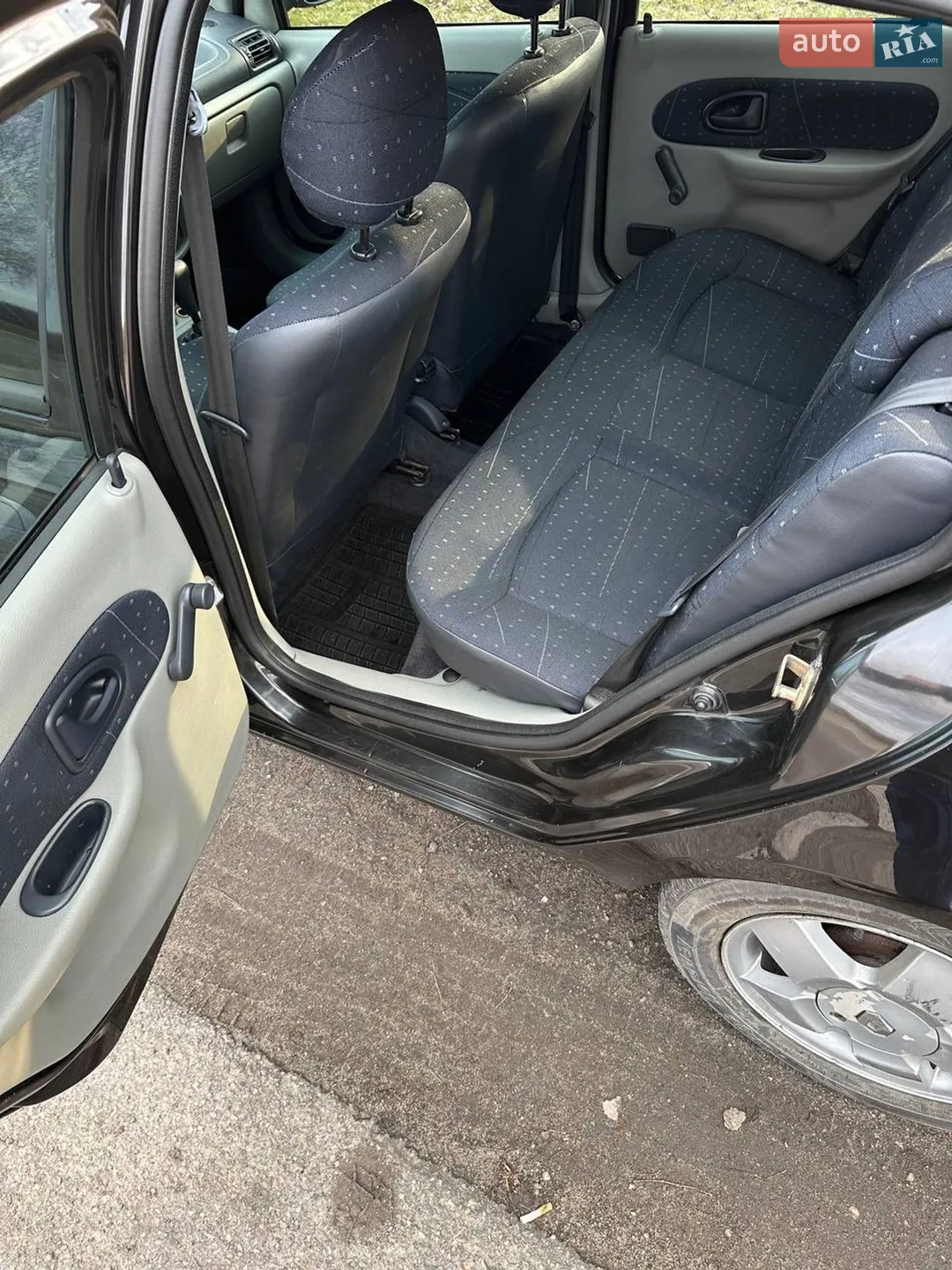 Renault Clio Symbol 2004 VIN VF1LB2BCA31132210 фото оголошення 8 з 10