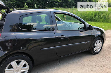 Renault Clio  2012