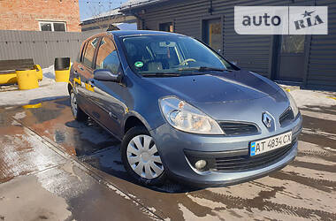 Renault Clio  2005