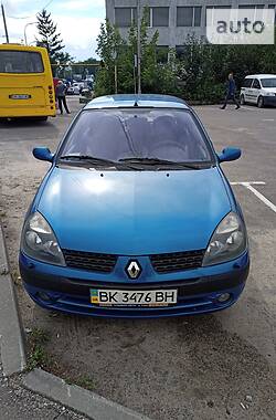 Renault Clio  2003