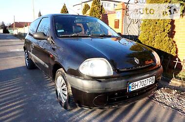 Renault Clio  2001