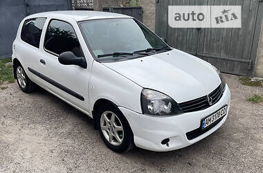 Renault Clio  2009