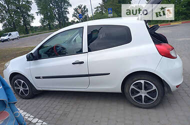 Renault Clio  2011