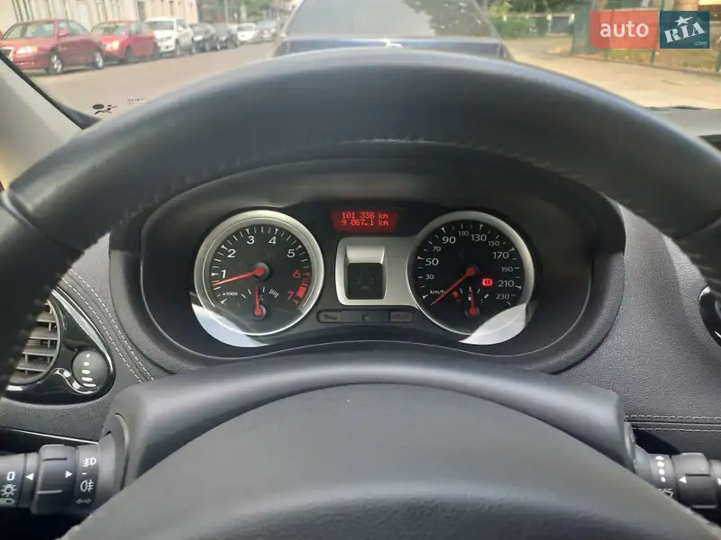 Renault Clio 2011
